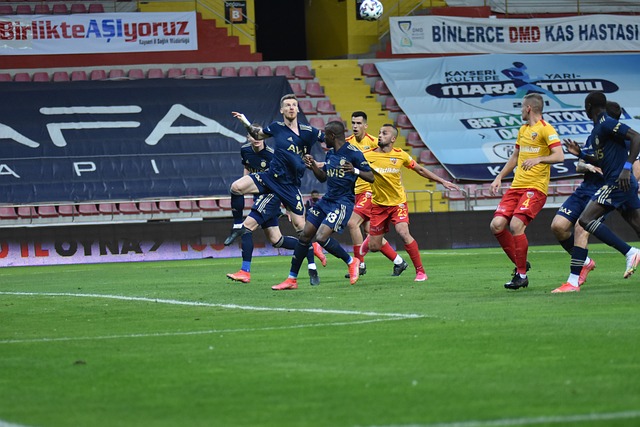 更彰显了詹 更彰显了詹